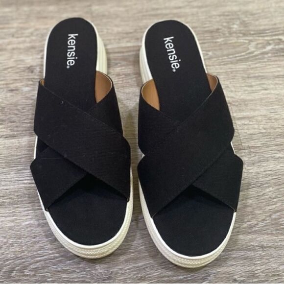 Kenzie platform slide sandals size 7.5M super comfortable. - Picture 2 of 8